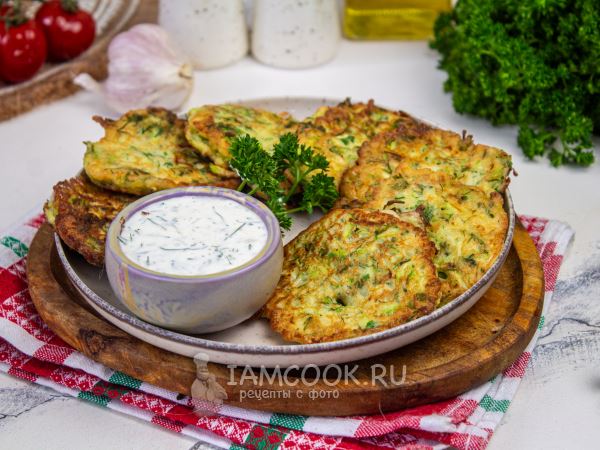 Оладьи из кабачков с творожным сыром